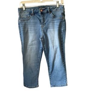 D Jeans Women's Capris Faded Denim Size 8